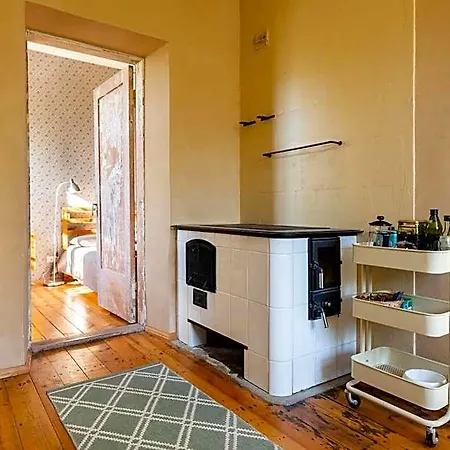 Appartement Cosy With Courtyard In Historic Building Kuressaare